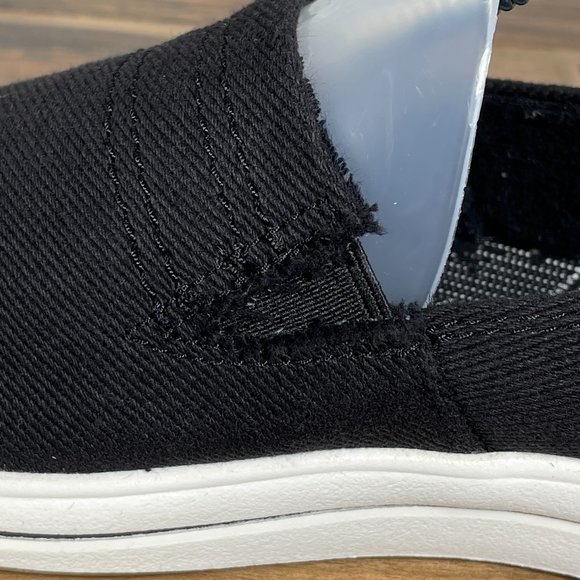 Clarks Cloudsteppers Breeze Step Womens Sz 6.5 Wide Shoes Black Comfort Slip Ons - Picture 14 of 14